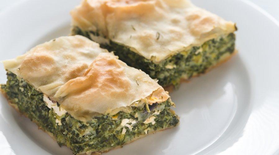 Zu sehen ist das Beitragsbild zum Rezept mit dem Titel: Spanakopita - griechischer Spinatkuchen